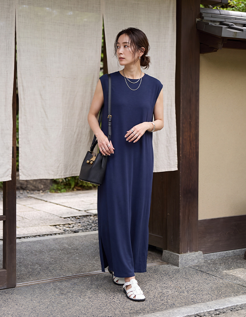 STAFF WEARING / STYLE DELI