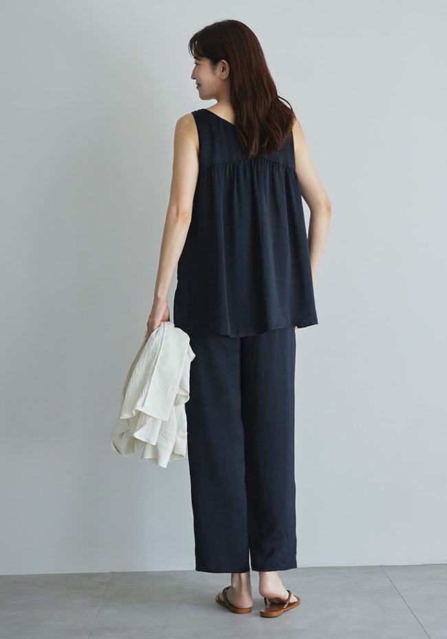 【ERIKA MORI×STYLE DELI】パッド付きノースリーブトップス